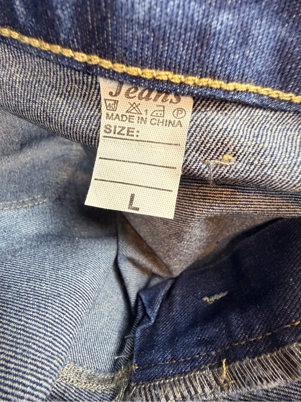 Studded Fade-Washed Y2K Trend Baggy Blue Jeans - Women's Wide Leg - Picture 5 of 8
